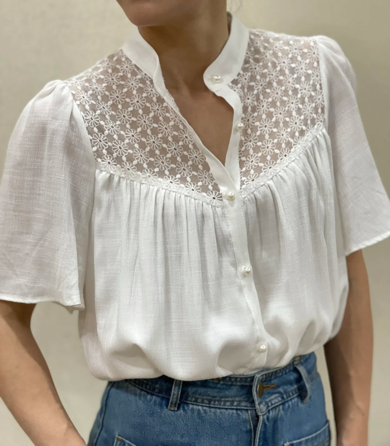 Top CARISSA
