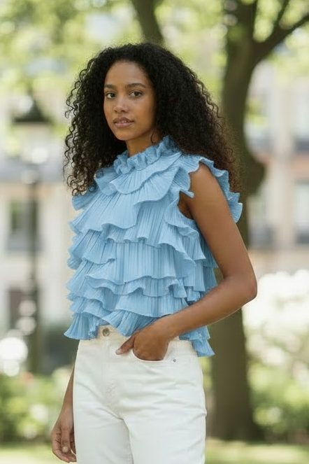 Top froufrous bleu ciel